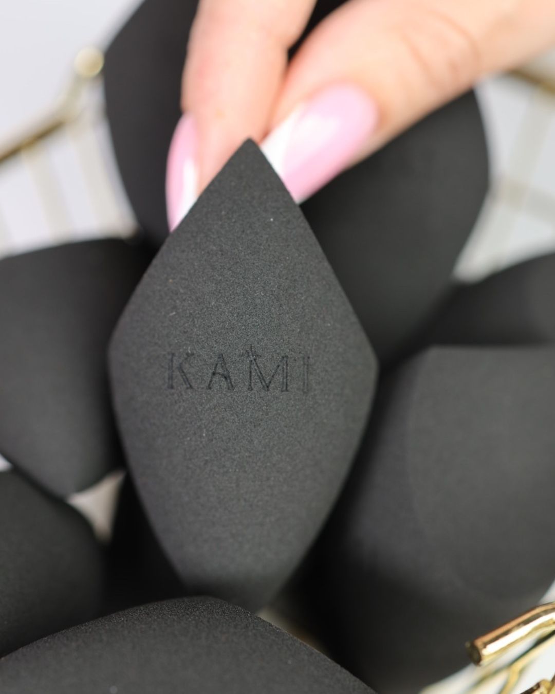 Czarna perfekcja KM 1 Czarna perfekcja KM 1